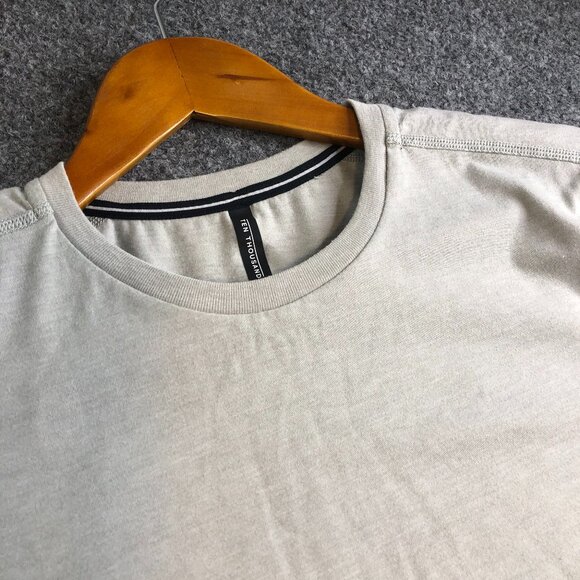 Ten Thousand Durable Shirt Men Small Light Gray Short Sleeve Performance Workout - Picture 1 of 8